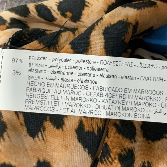 Zara Satin Animal Print Button Down Top NEW Women’s XS - Picture 6 of 7